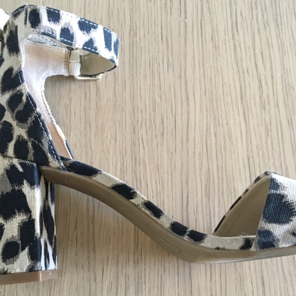 Heels - Picture 1 of 2